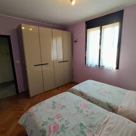 Sabina Apartman *