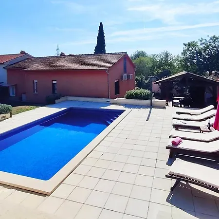 Sabina Apartman