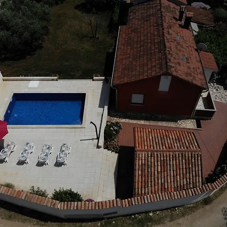 Sabina Apartman *