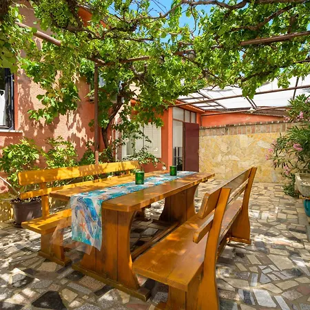 Apartment Sabina Pula